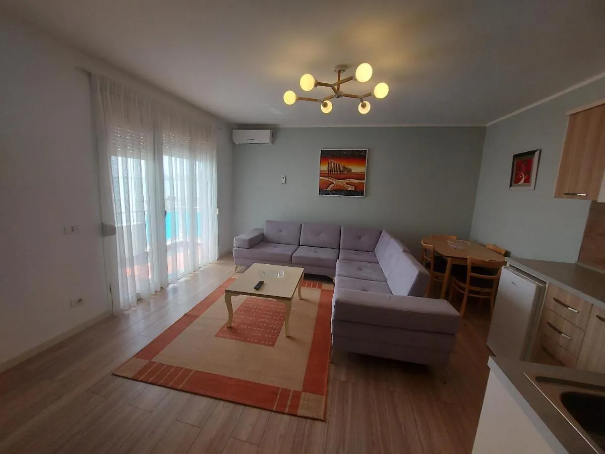 Bral Apartment 6 Durres